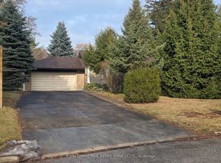 541 Vanessa Cres, Mississauga, ON L5H2N4