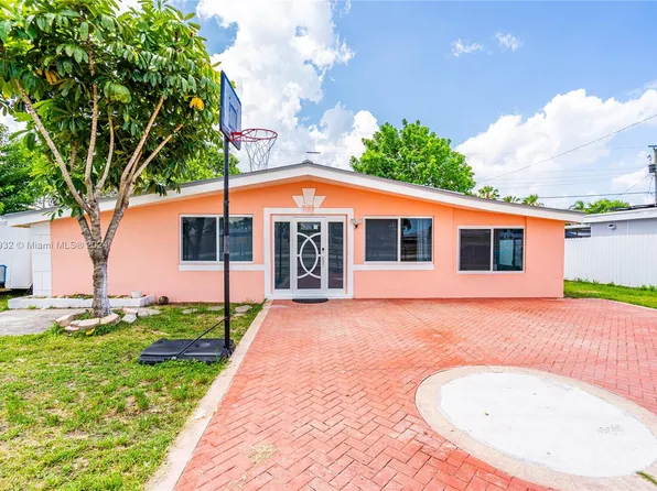 10365 SW 152nd St, Miami, FL 33157