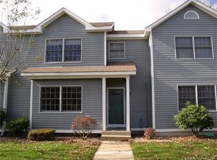 706 Fieldstone Ct, Colchester, CT 06415