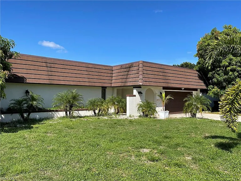255 Pine Valley Cir — Photo 2
