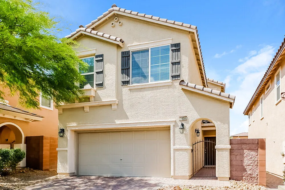 3 bed, 2.5 bath, 1920 sqft, $2,375 — Photo 4