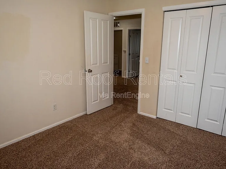 2530 193rd St E — Photo 16