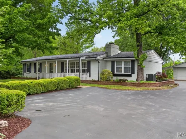 1300 S Warson Rd, Saint Louis, MO 63124
