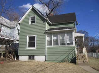 431 N Jackson St, Waukegan, IL 60085