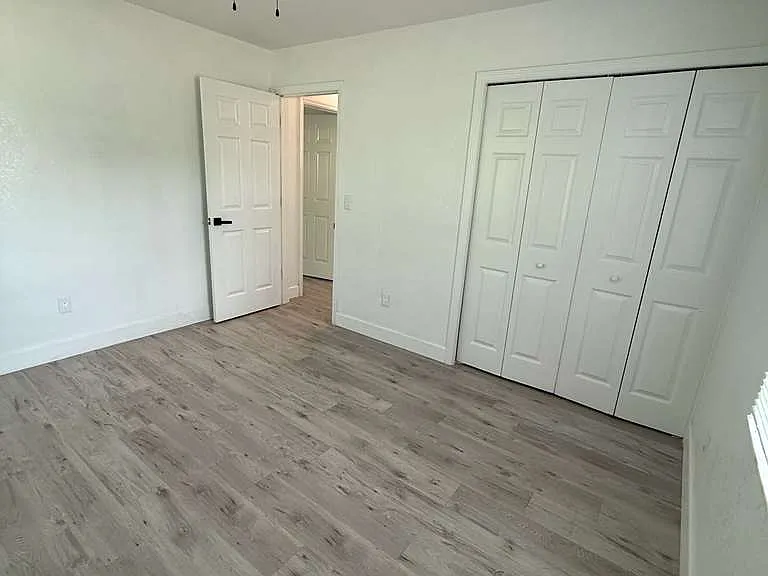 7188 Spring Hill Dr — Photo 7