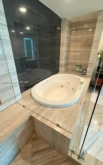101 S Fort Lauderdale Beach Blvd #707 — Photo 29