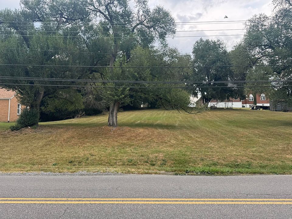 2nd image of Wadsworth St
