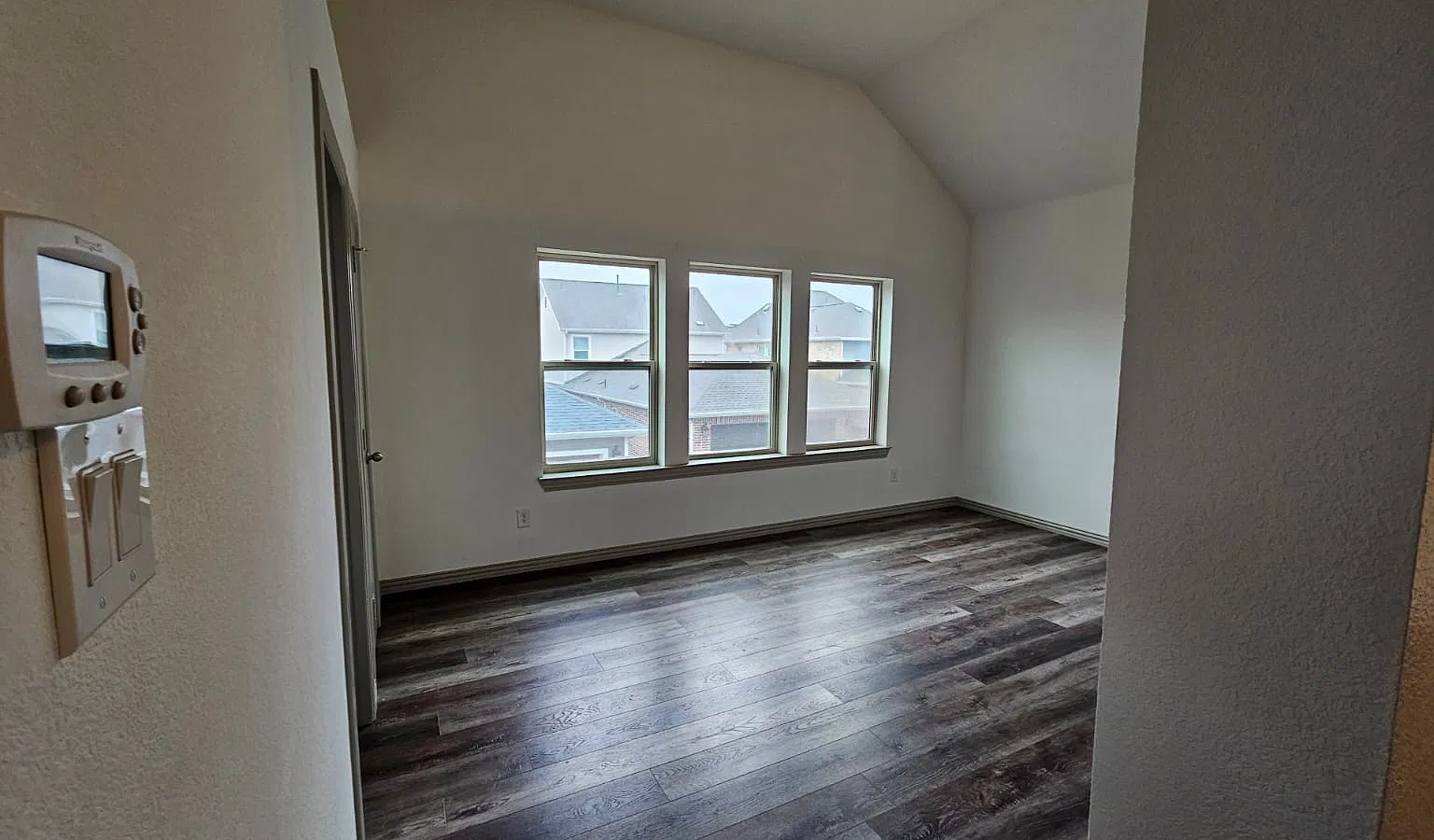 1 bed, 665 sqft, $1,350 — Photo 4