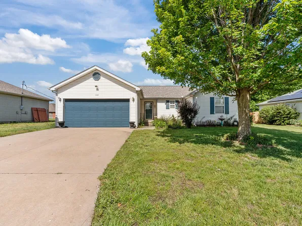 1308 S College Street, Webb City, MO 64870