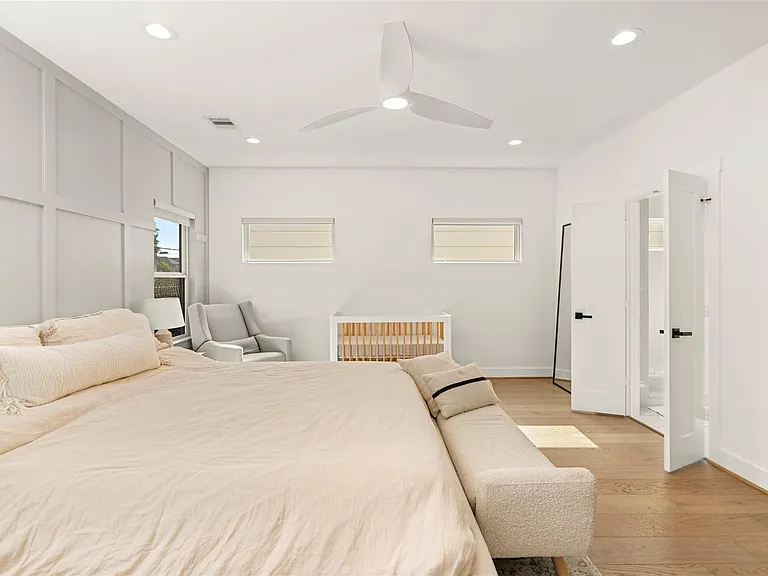804 Aurora St — Photo 14