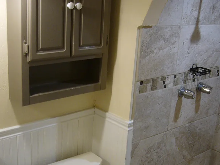 1109 Villa Downs Dr — Photo 16