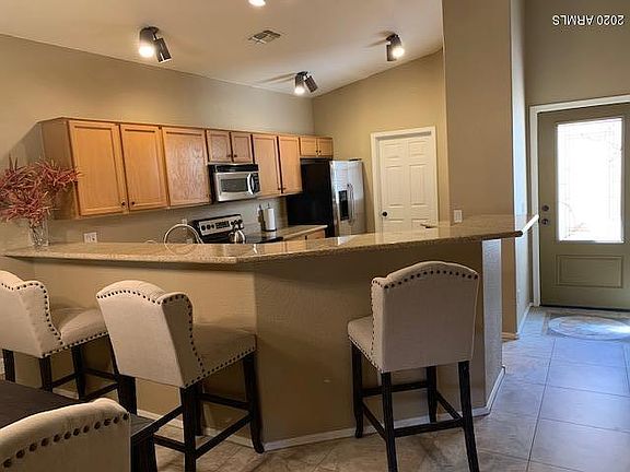 4th image of 929 S Tucana Ln