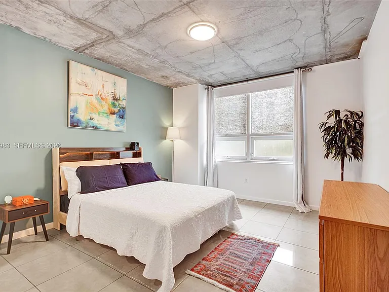 3250 NE 1st Ave #511 — Photo 17