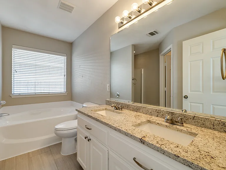 7229 Specklebelly Ln — Photo 20