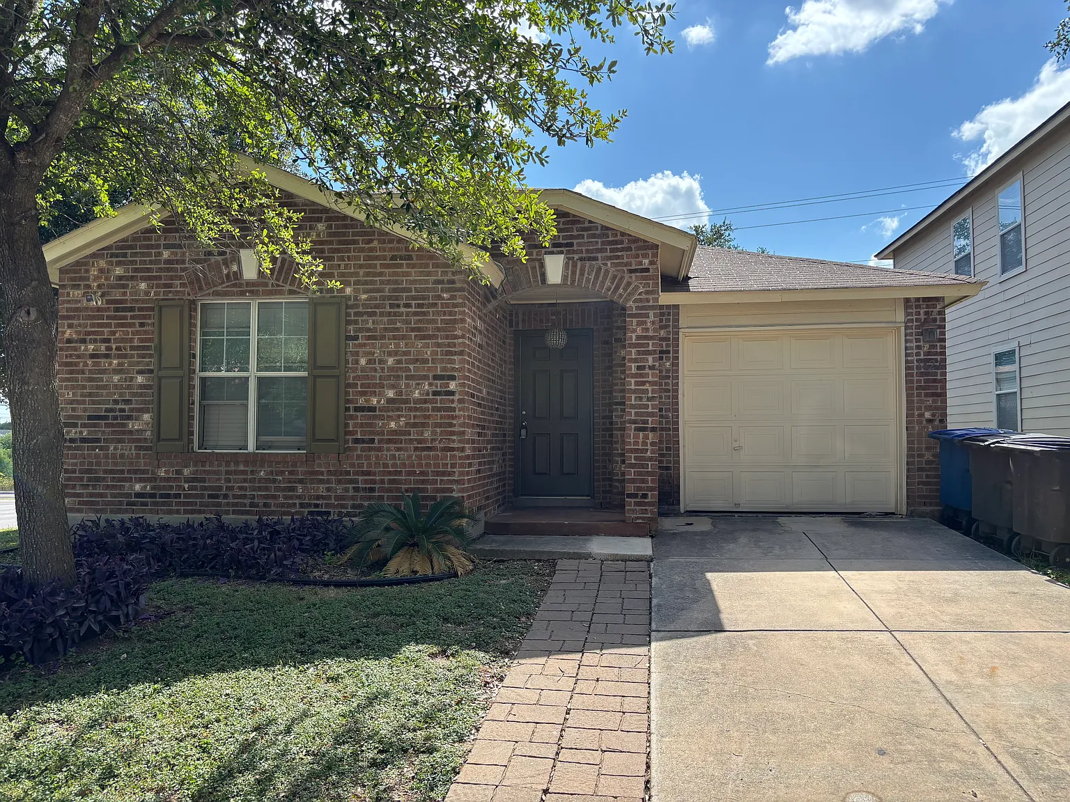 1427 Range Fld — Photo 1