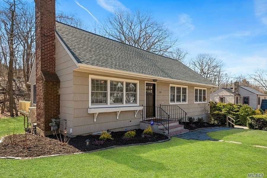 114 Abbott Dr, Huntington, NY 11743 Zillow