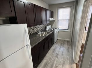 118 Ayers Ct Floor 3, Teaneck, NJ 07666