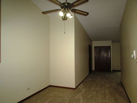 3rd image of 9933 Treetop Dr APT 3E