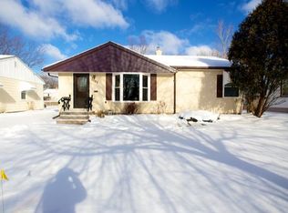 2089 Ivy Ave E, Saint Paul, MN 55119