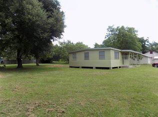 308 Elizabeth St, Trinity, TX 75862