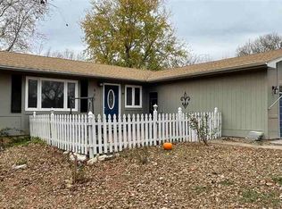 605 Hickory St, Wakefield, KS 67487