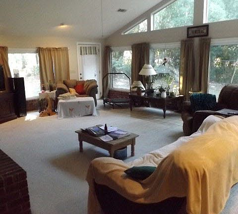 5th image of 7501 Riverwood Dr W