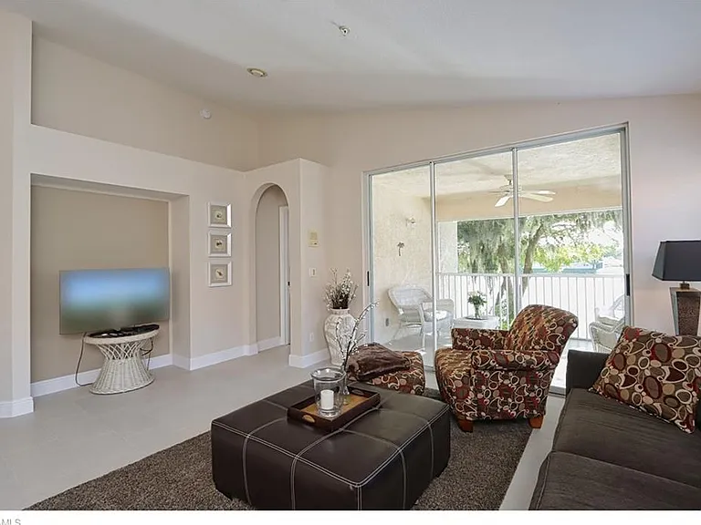 6544 Huntington Lakes Cir #9-204 — Photo 5