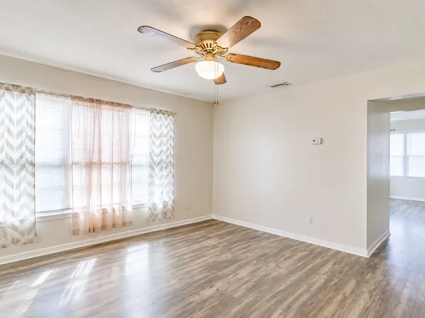 310 Charles St #3, Pt Orange, FL 32129