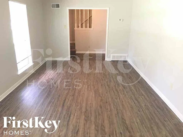 5607 Sweet Gum Dr — Photo 3