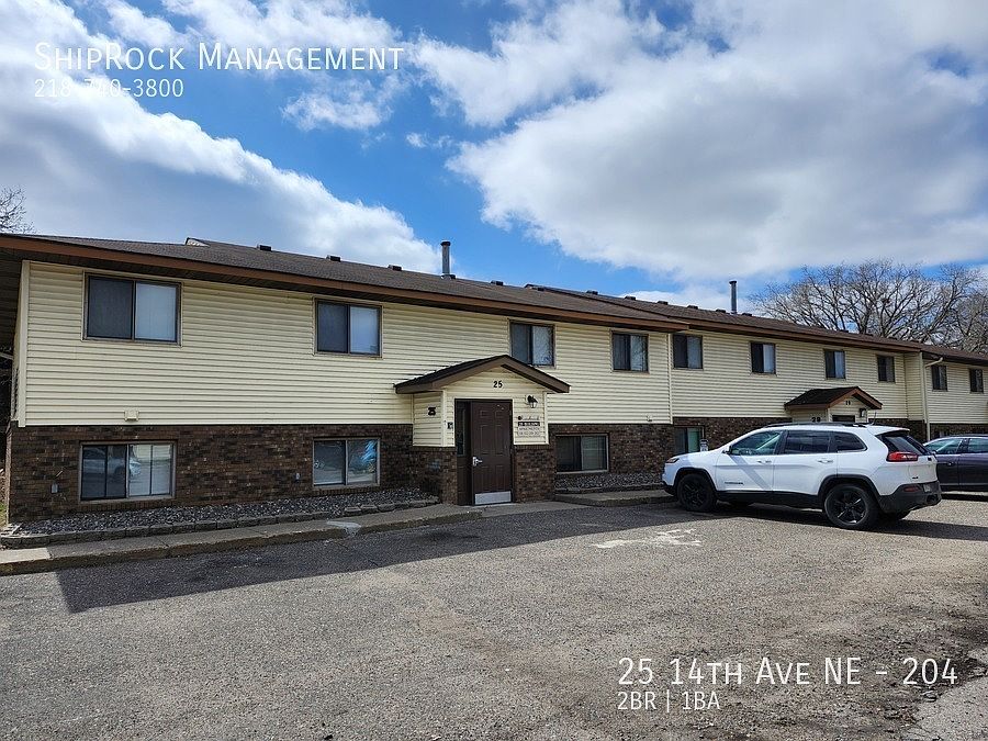 1st image of 25 14th Ave NE #204