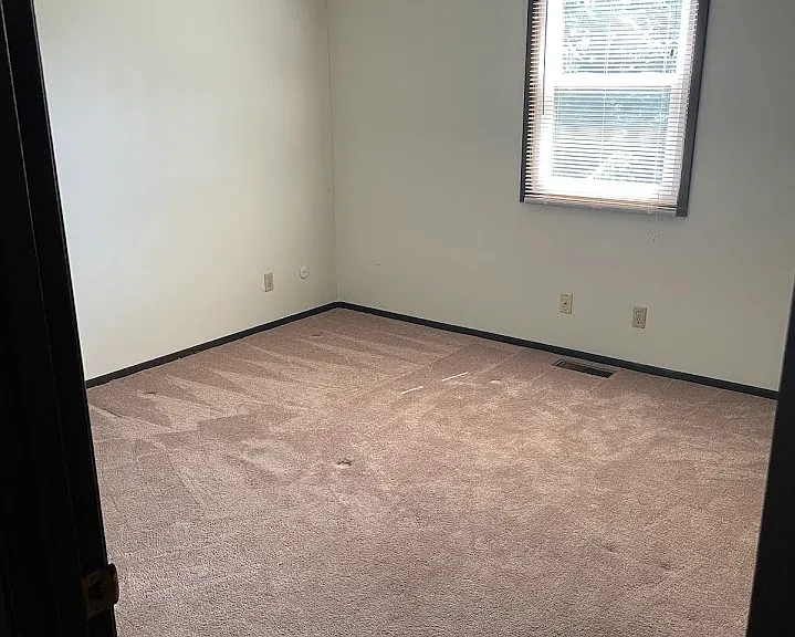 512 Breezy Point Dr #3 — Photo 5