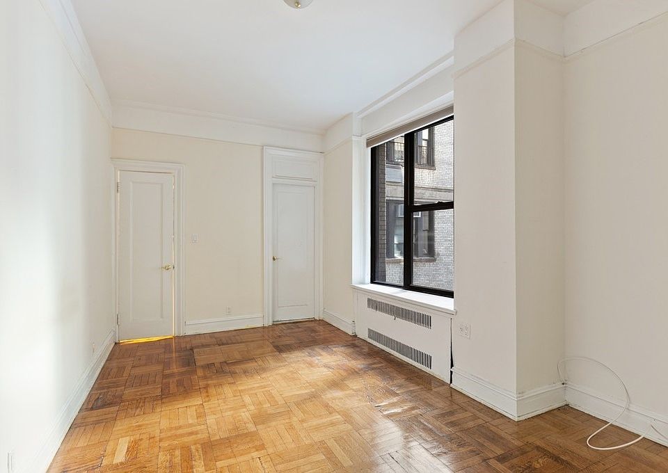 1st image of 525 W End Ave APT 10J