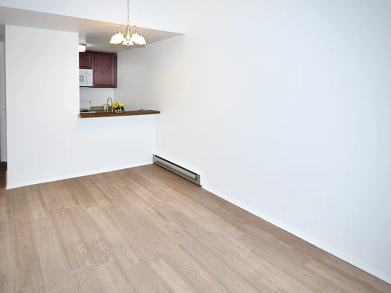 1621 Hotel Cir S #E304 — Photo 11