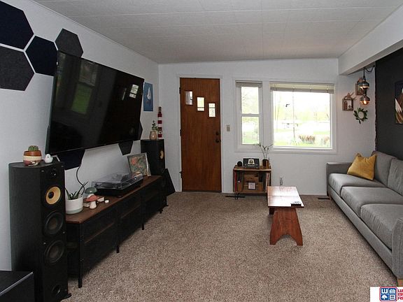 5th image of 641 E Eldora Ln