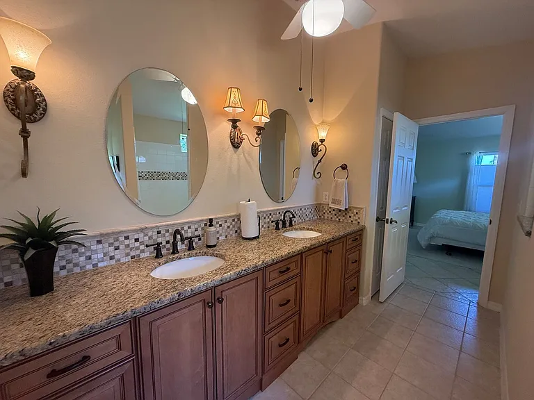 2819 Turnbull Estates Dr — Photo 23
