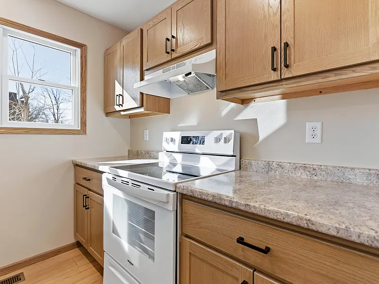 313 E Martin St #1 — Photo 12