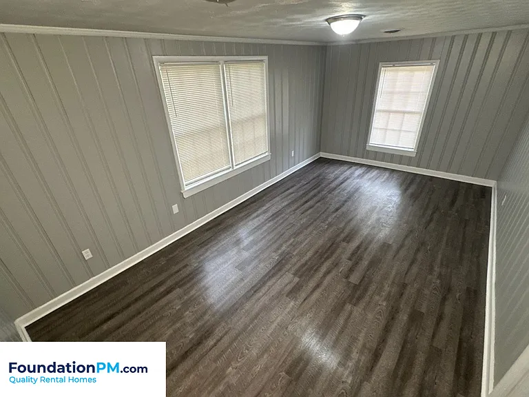 1617 Haywood Ave — Photo 8