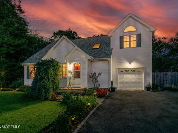 1201 Spray Avenue, Beachwood, NJ 08722