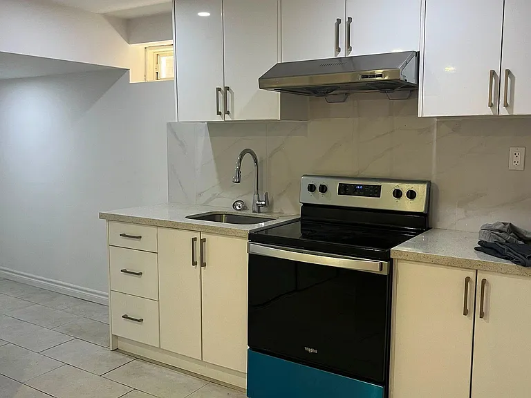 51 Casabel Dr — Photo 1