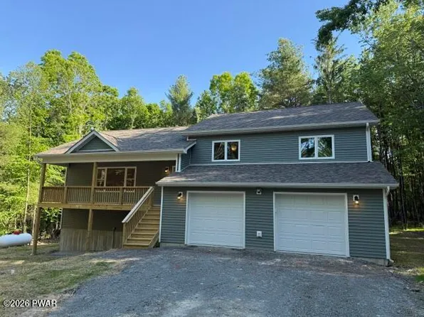 148 Winterberry Dr, Milford, PA 18337