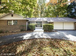 7716 Bells Mill Rd, Bethesda, MD 20817