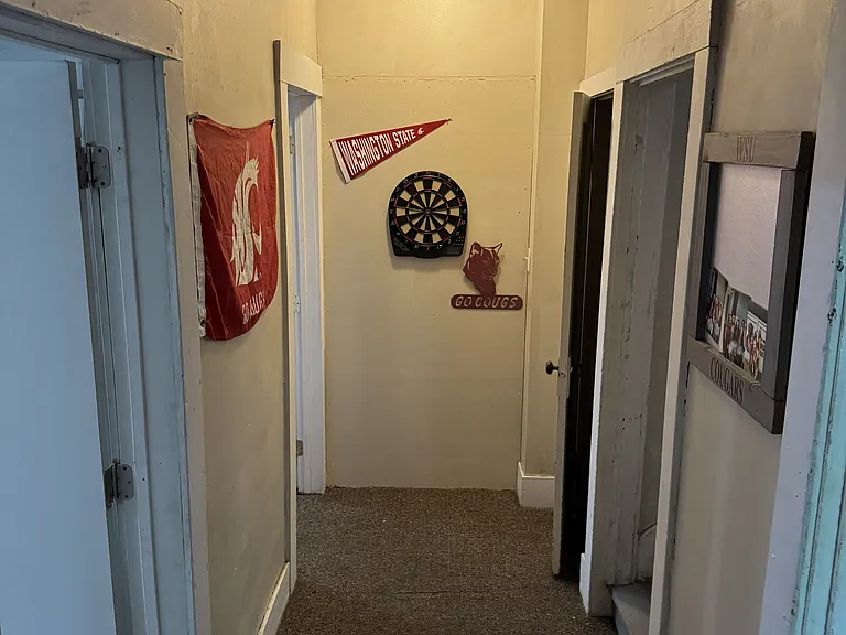 1000-1002 NE Maple St #1000 — Photo 12