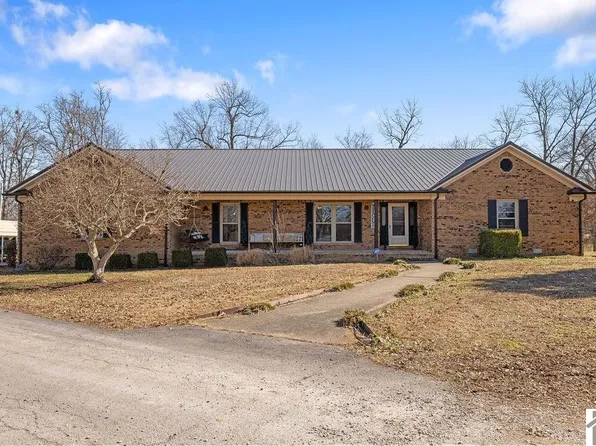 671 Elderberry Ln, Mayfield, KY 42066