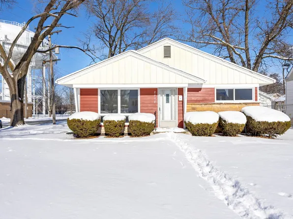 2658 122nd St, Blue Island, IL 60406