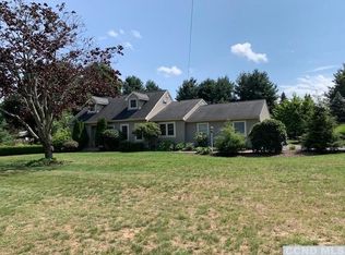 37 Bishop Nelson Rd, Valatie, NY 12184