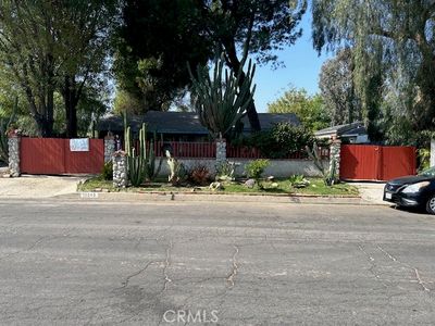18845 Lanark St, Reseda, CA, 91335