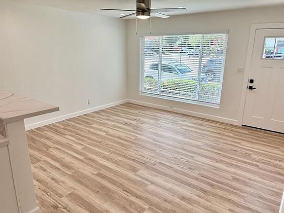 2nd image of 1811 Pacific Beach Dr APT 3