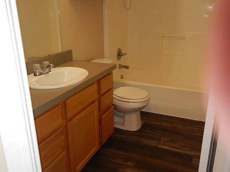 402 N Cleveland Ave — Photo 17