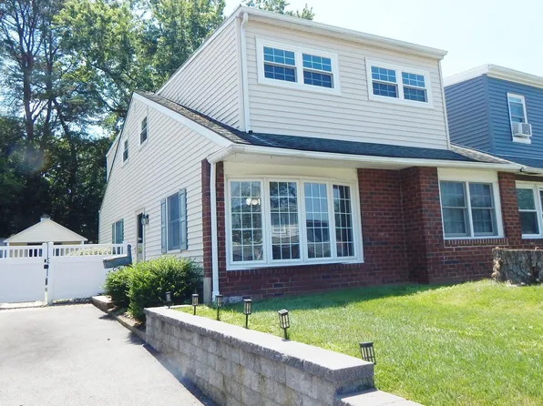 1435 Edgewood Ave, Abington, PA 19001