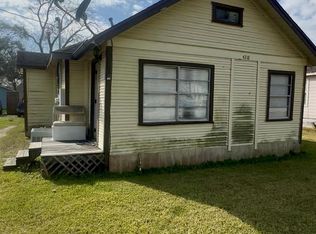 4218 Brown St, Bacliff, TX 77518